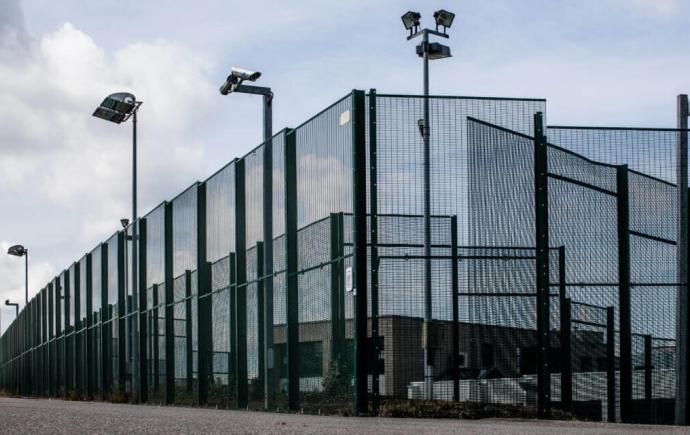 Detentie - Vluchtelingenwerk Vlaanderen