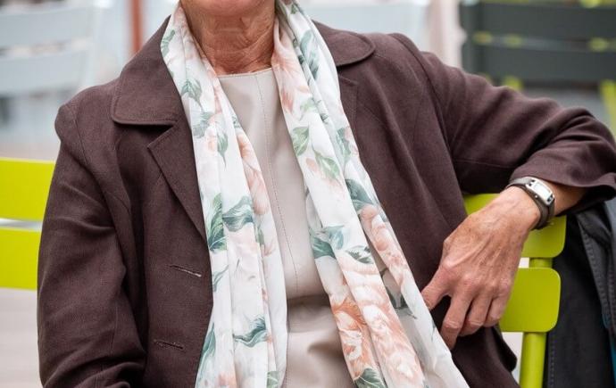 Foto van bestuurder Adrienne Axler